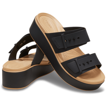 Crocs Classic | Brooklyn Buckle Matte Wrap Low Wedge