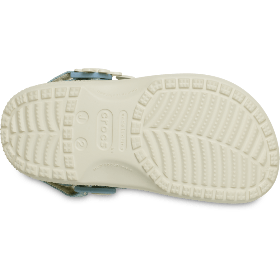 Crocs Signature | Kids’ Classic Denim Flower Adjustable Backstrap Clog