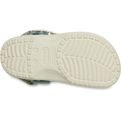 Crocs Signature | Kids’ Classic Denim Flower Adjustable Backstrap Clog